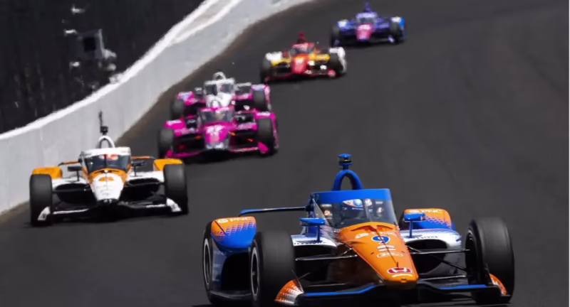 ¿Cuál es la velocidad media de un Indycar?