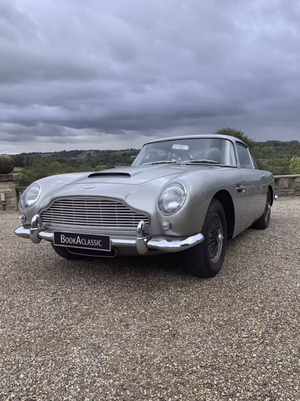 How much to hire a vintage wedding car?