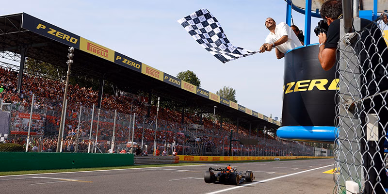 ¿Cómo se llaman las palabras como coches de carreras?