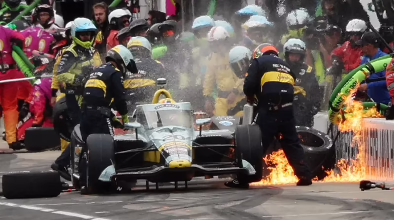 What is the pit lane rule?