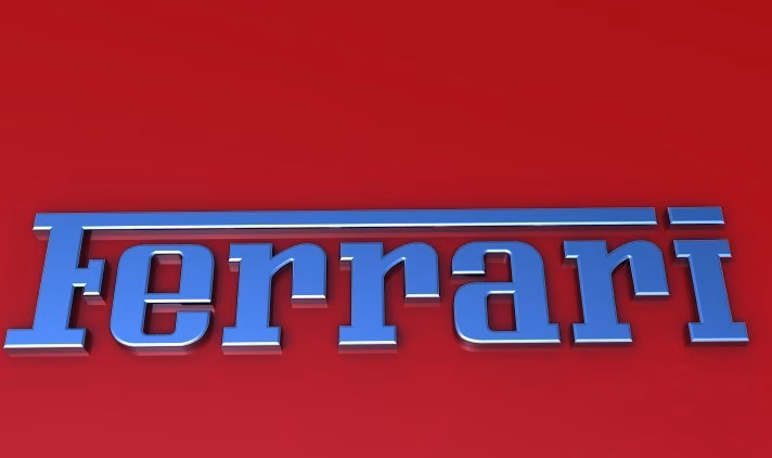 Is the R in Ferrari rolled?